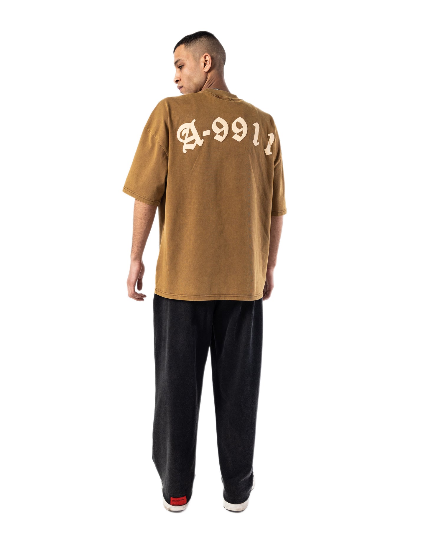 CLASSIC - LIGHT BROWN LOGO T-SHIRT