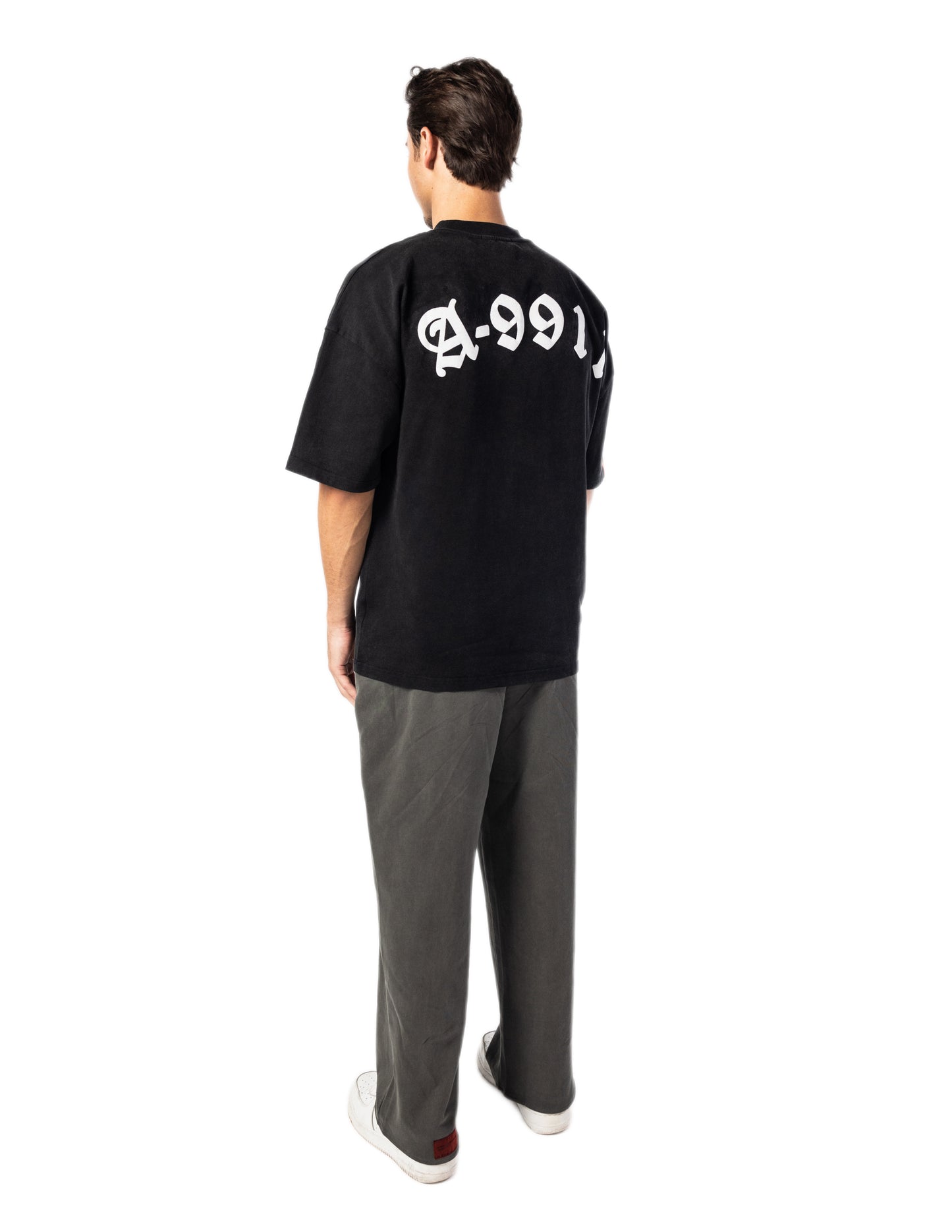 CLASSIC - BLACK LOGO T-SHIRT