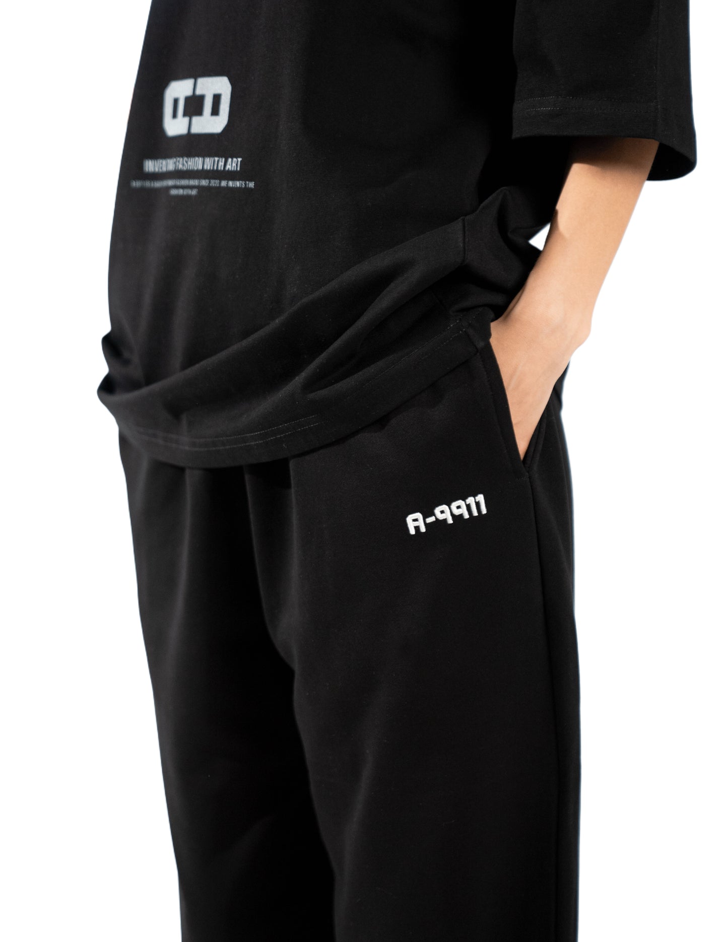 CLASSIC - BLACK WIDE LEG PANTS