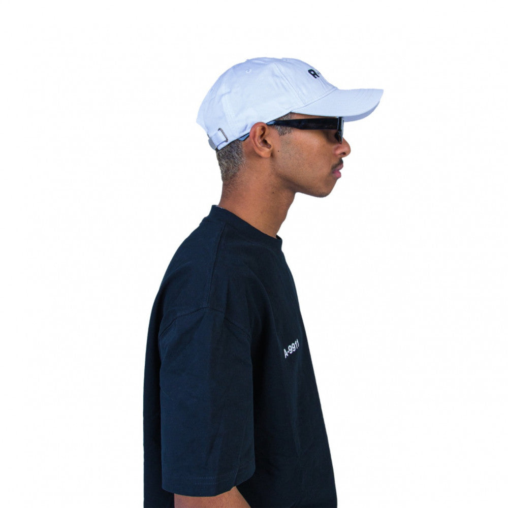 CLASSIC - WHITE CAP