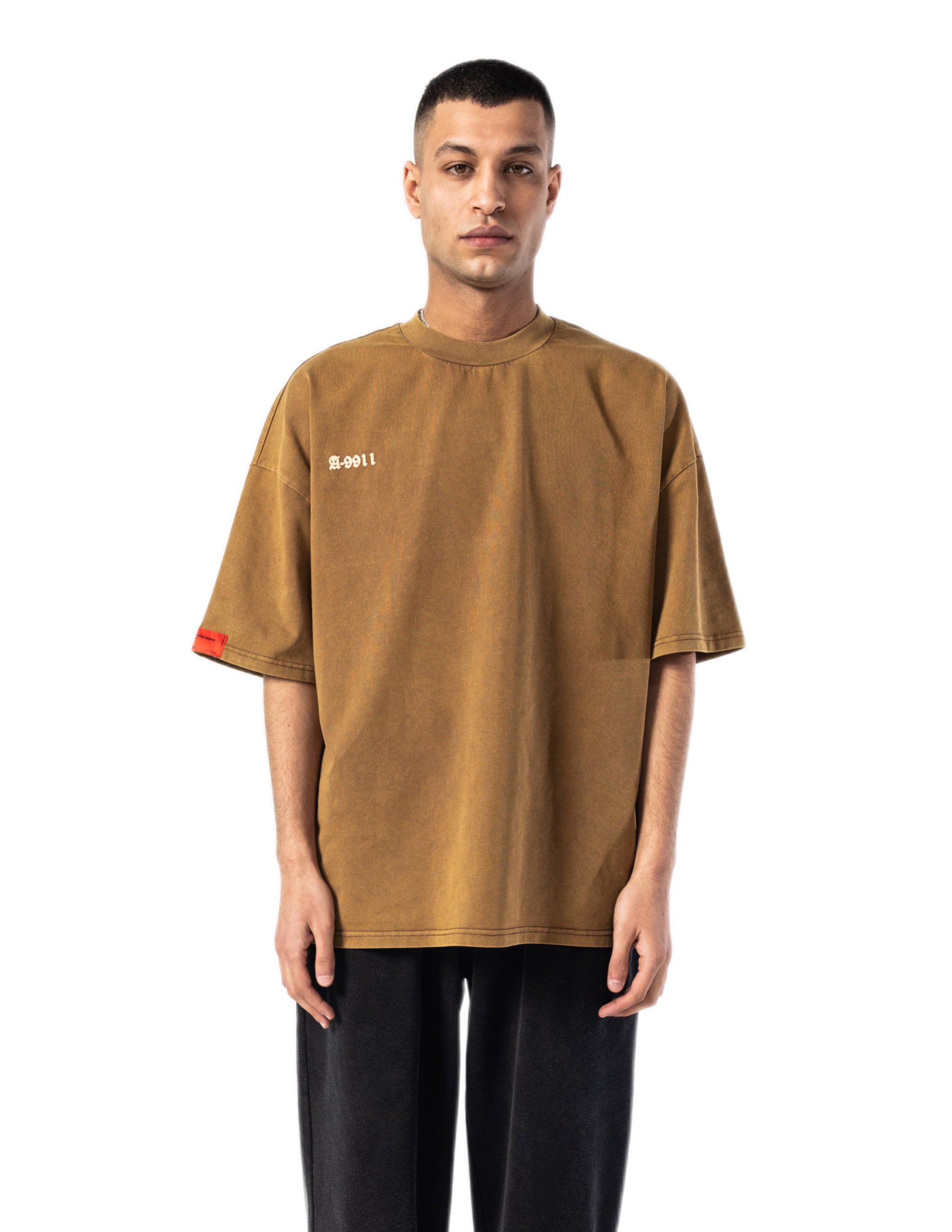 CLASSIC - LIGHT BROWN LOGO T-SHIRT